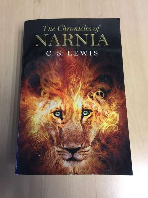 THE CHRONICLES OF NARNIA - CS LEWIS